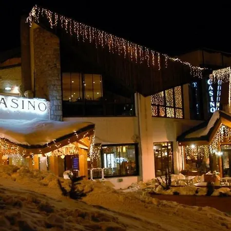 La Grande Ourse De Romeu * Font-Romeu-Odeillo-Via